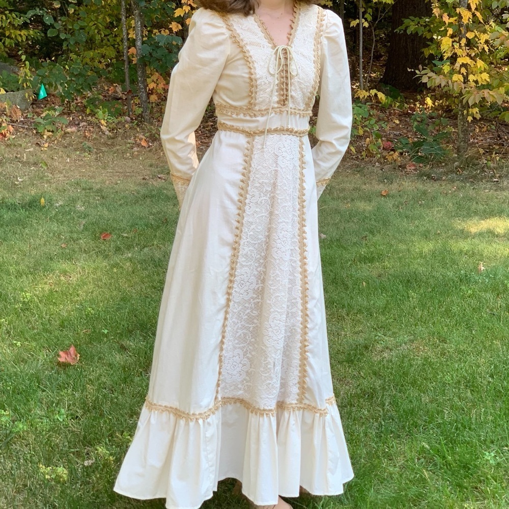 Gunne Sax Vintage Long Prairie Wedding Dress, 9. - Picture 2 of 14
